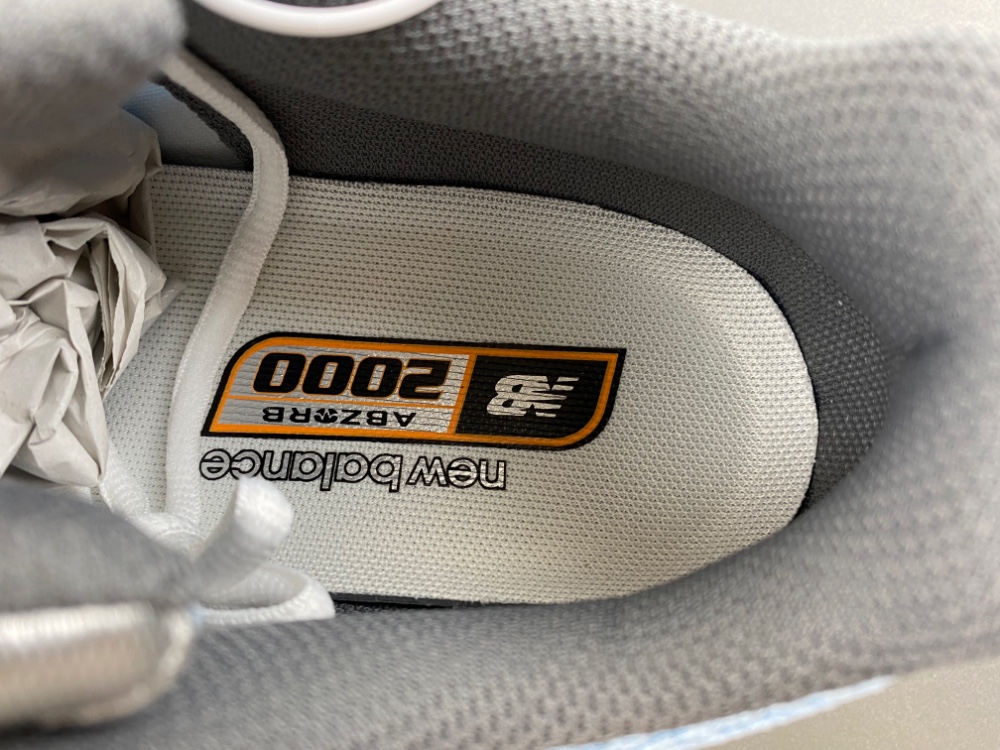 ew Balance ABZORB 2000 “Baby Blue” U2000BA