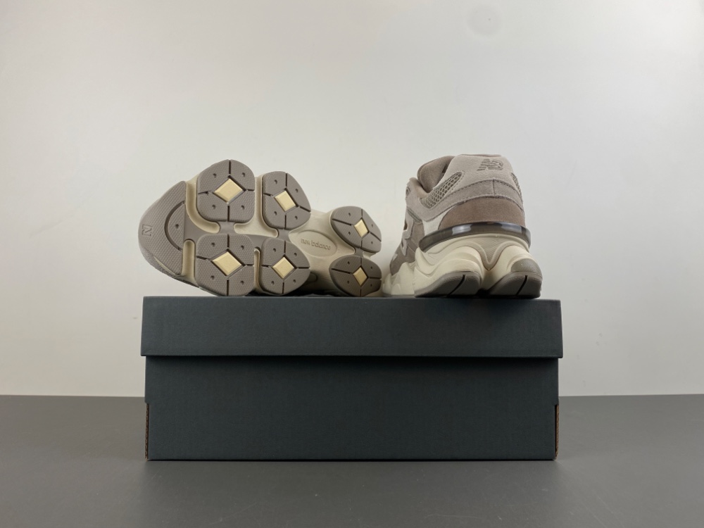 New Balance 9060  U9060ERC